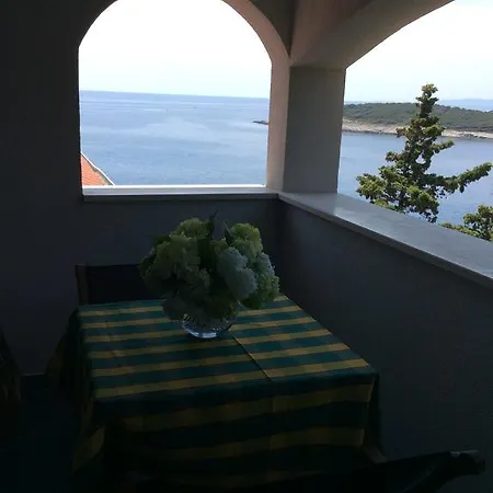 Maja Apartman *